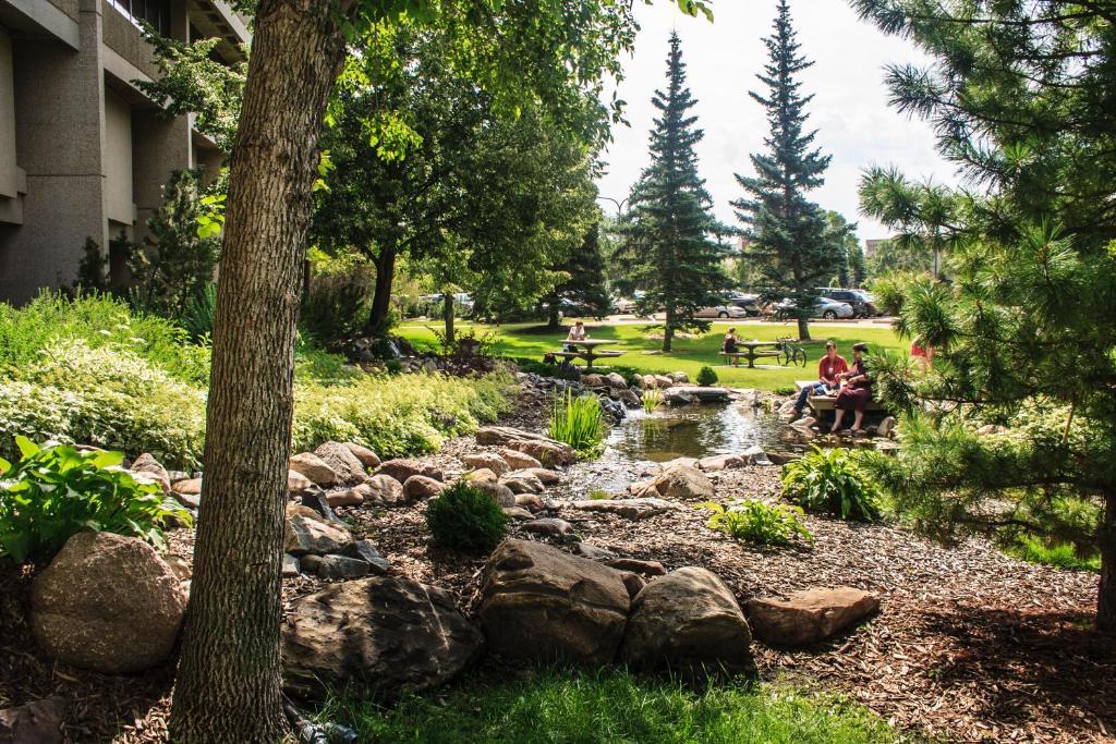 University Of Alberta - Accommodation Edmonton Dış mekan fotoğraf